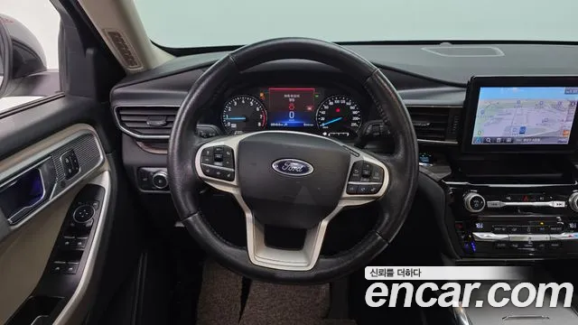 Ford Explorer 2021 — фото 19