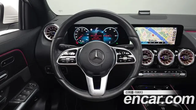 Mercedes-Benz EQA 2023 — фото 13