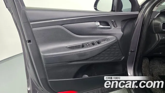 Hyundai Santafe 2023 — фото 14