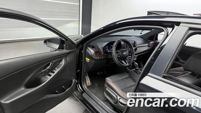 Hyundai i30 2019 — фото 10