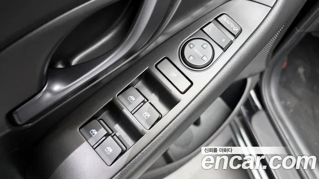 Hyundai i30 2019 — фото 13