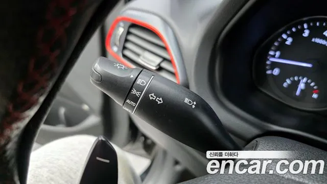 Hyundai i30 2019 — фото 15