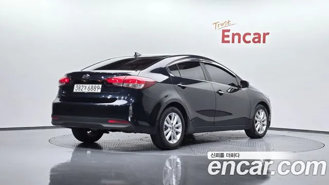 Kia K3 2016 — фото 1