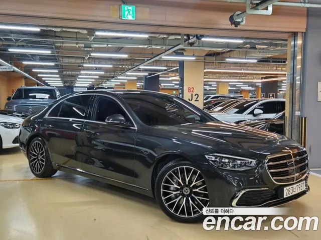 Mercedes-Benz S-Class 2025 — фото 1