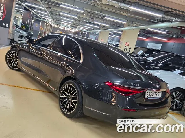 Mercedes-Benz S-Class 2025 — фото 13