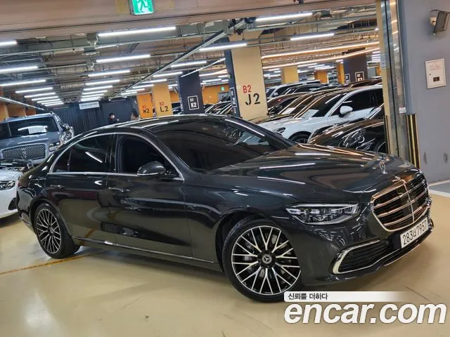 Mercedes-Benz S-Class 2025 — фото 20