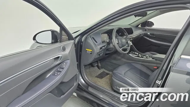 Hyundai Sonata 2020 — фото 10