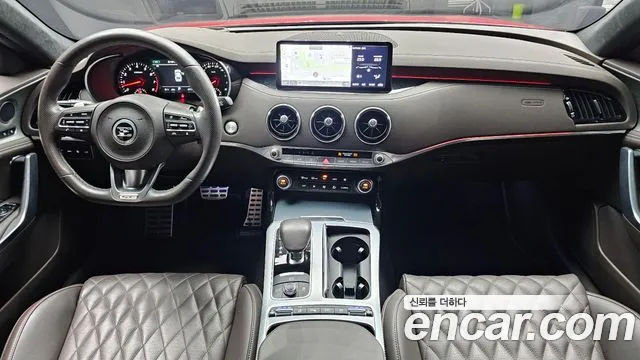 Kia Stinger 2021 — фото 10
