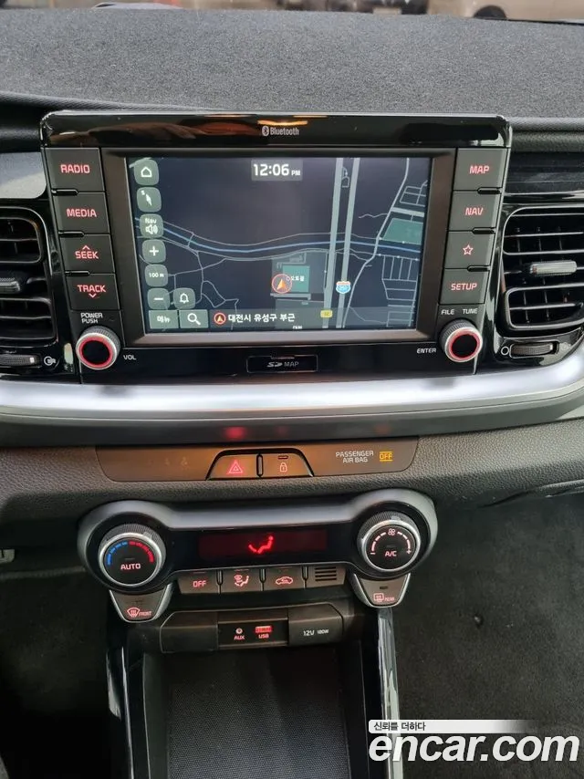 Kia Stonic 2020 — фото 15