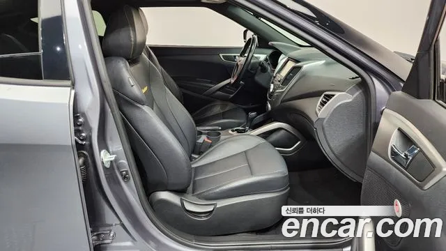 Hyundai Veloster 2016 — фото 17