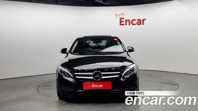 Mercedes-Benz C-Class 2018 — фото 3