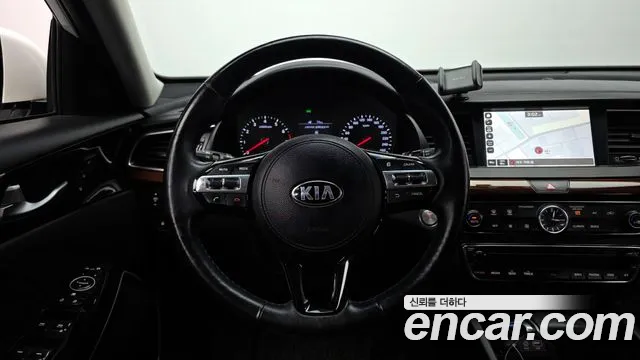 Kia K7 2016 — фото 13