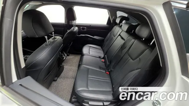 Kia Sorento 2021 — фото 12