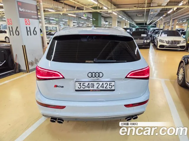 Audi SQ5 2014 — фото 19