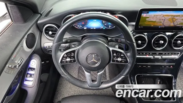 Mercedes-Benz C-Class 2020 — фото 19