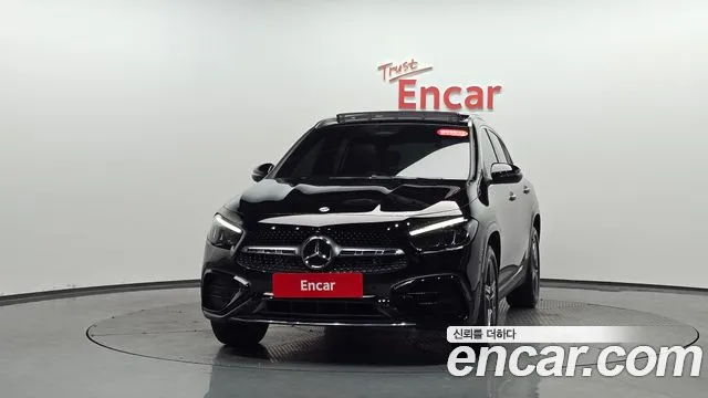 Mercedes-Benz GLA-Class 2026 — фото 2