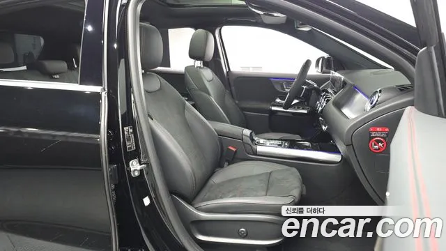 Mercedes-Benz GLA-Class 2026 — фото 16