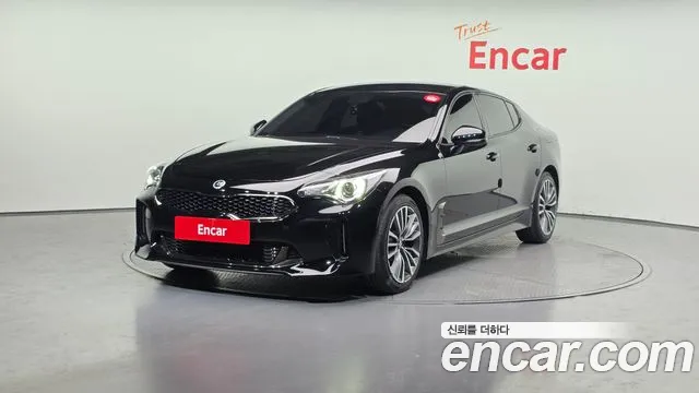 Kia Stinger 2018 — фото 1