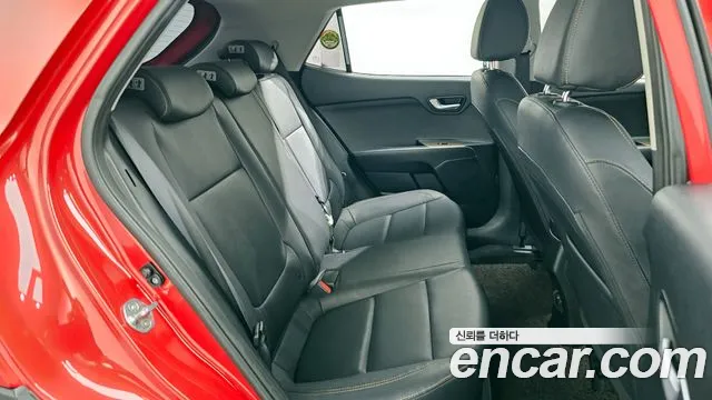 Kia Stonic 2020 — фото 18