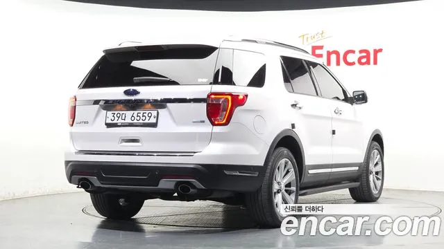 Ford Explorer 2018 — фото 2