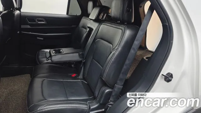 Ford Explorer 2018 — фото 12