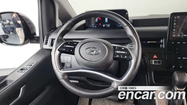 Hyundai Staria 2022 — фото 18