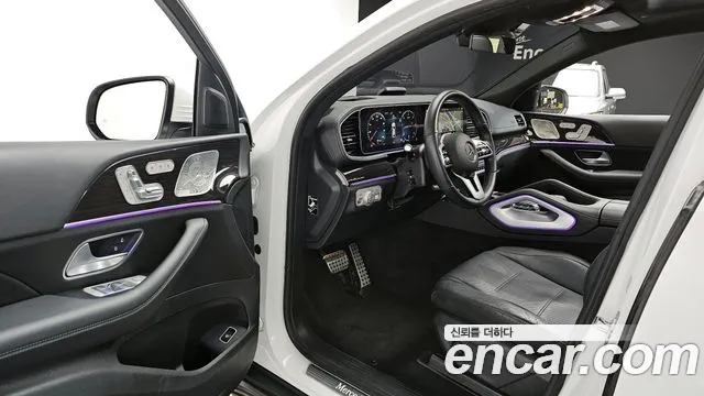 Mercedes-Benz GLE-Class 2023 — фото 13