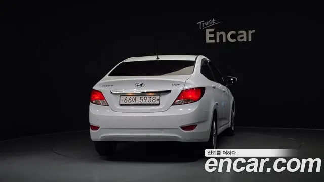 Hyundai Accent 2016 — фото 4