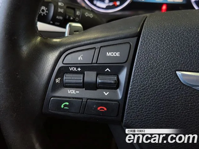 Hyundai Genesis 2014 — фото 11