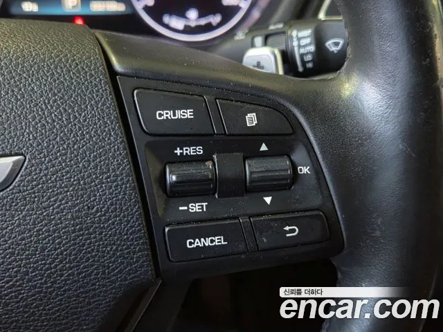 Hyundai Genesis 2014 — фото 12