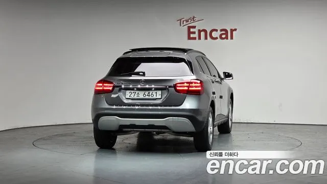 Mercedes-Benz GLA-Class 2018 — фото 3