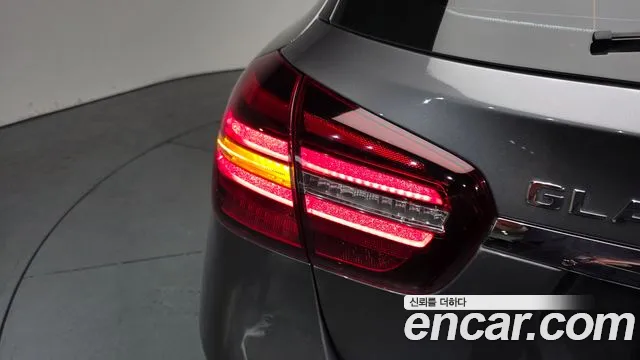 Mercedes-Benz GLA-Class 2018 — фото 8