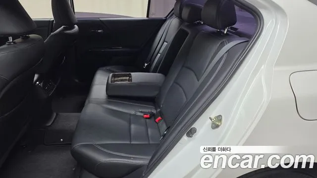 Honda Accord 2014 — фото 12