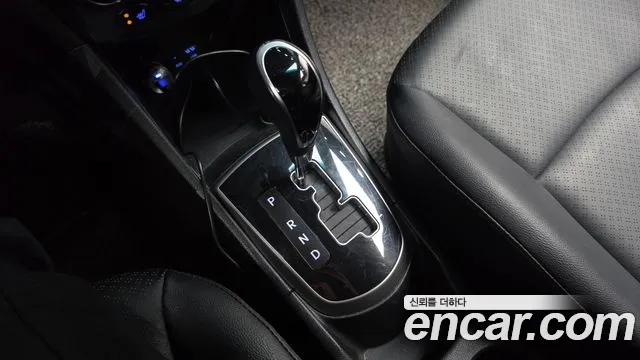 Hyundai Accent 2019 — фото 12