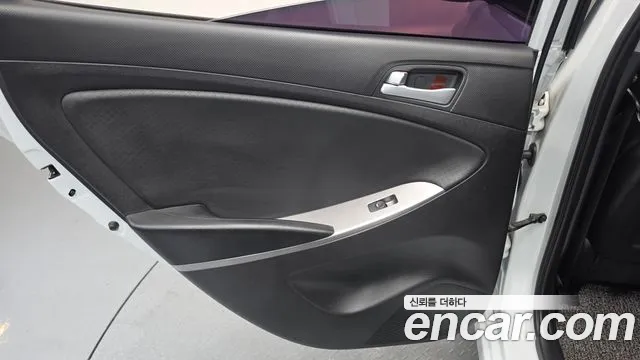 Hyundai Accent 2019 — фото 15