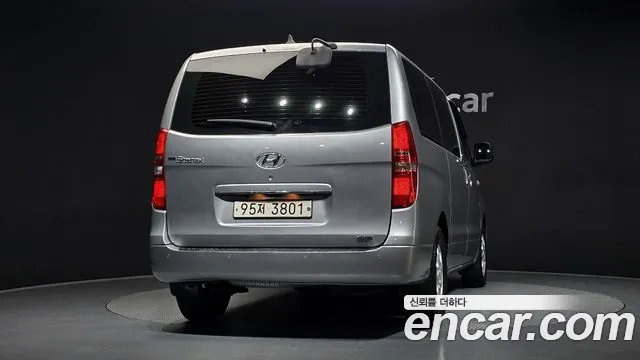 Hyundai Starex 2014 — фото 4