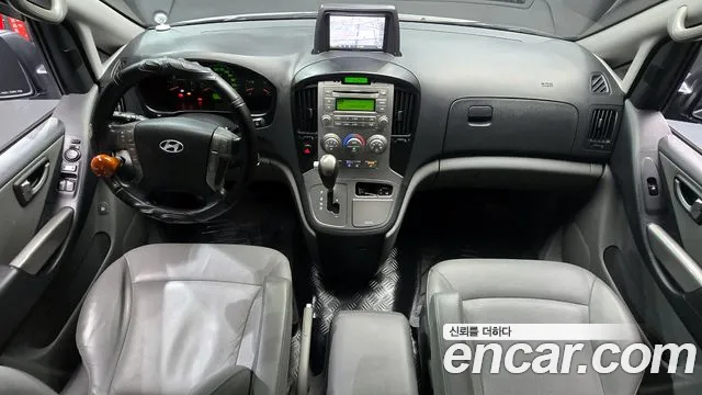 Hyundai Starex 2014 — фото 10