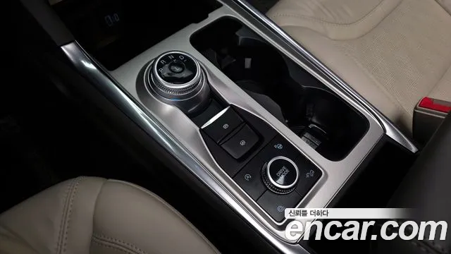 Ford Explorer 2022 — фото 12