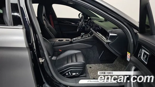 Porsche Panamera 2018 — фото 11