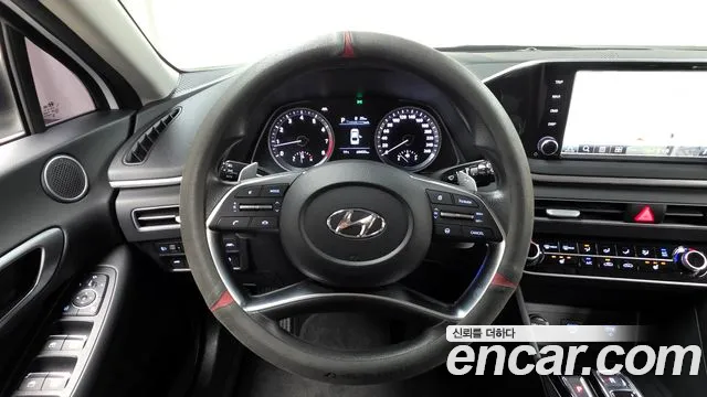 Hyundai Sonata 2020 — фото 13