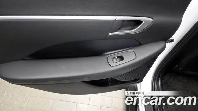 Hyundai Sonata 2020 — фото 14