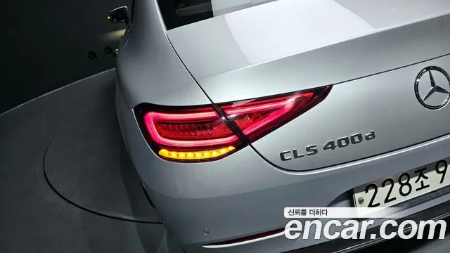 Mercedes-Benz CLS-Class 2019 — фото 9