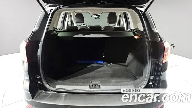Ford Kuga 2017 — фото 20