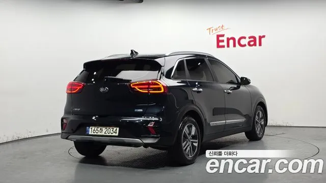Kia Niro 2021 — фото 2