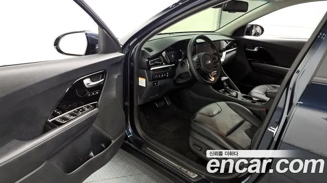 Kia Niro 2021 — фото 13