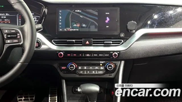 Kia Niro 2021 — фото 19