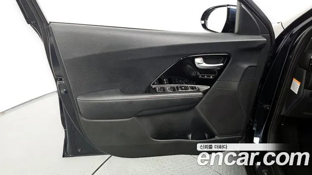 Kia Niro 2021 — фото 14