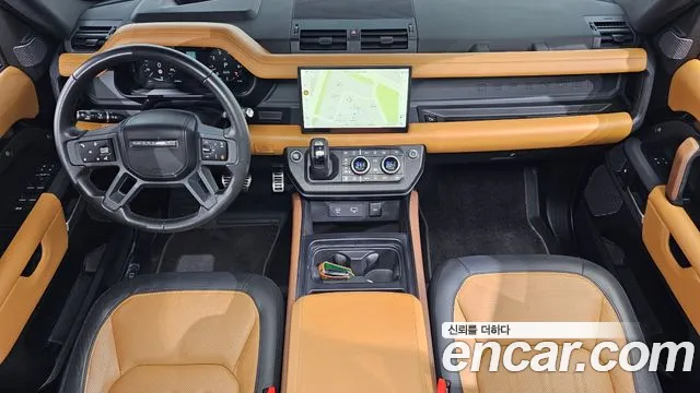 Land Rover Defender 2023 — фото 10