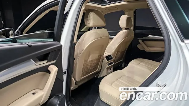 Audi Q5 2022 — фото 16