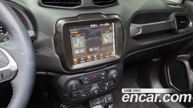 Jeep Renegade 2023 — фото 20